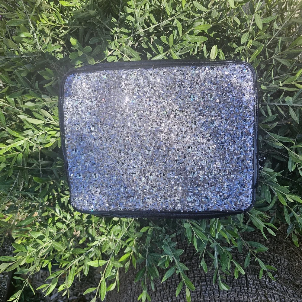 Nine west 13 1/2 inches silver gray sequins glittery sparkle laptop pouch bag
